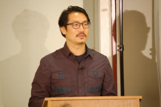 16-10-07tsang007